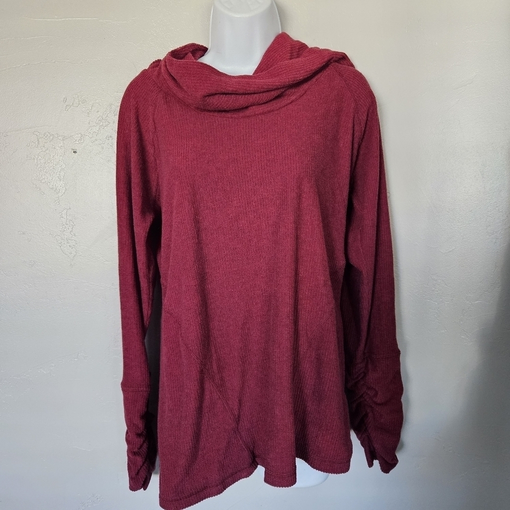 Kuhl Women's Large Burgundy Maroon Cowl Neck Hoodie Hooded Sweatshirt Sweater